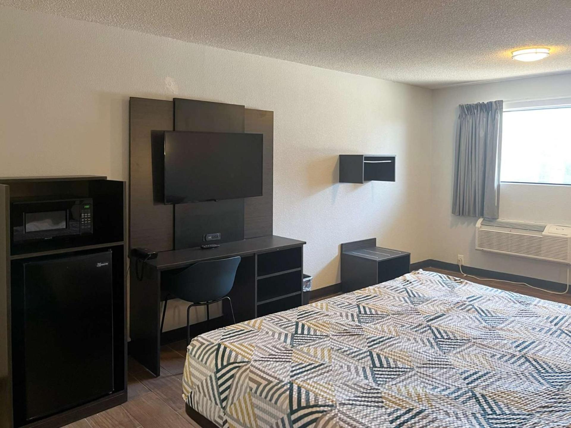 Studio 6 Suites Hurricane, Wv Extérieur photo