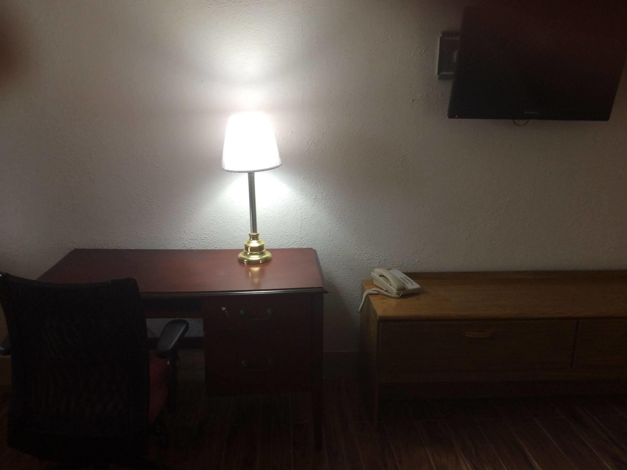 Studio 6 Suites Hurricane, Wv Extérieur photo